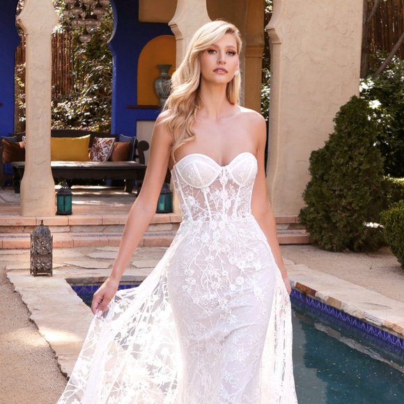 NEW SHEATH SLEEVELESS STRAPLESS WEDDING DRESS EMBROIDERED WITH